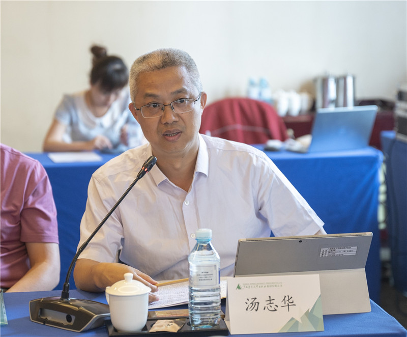 14廣西師范大學(xué)黨委常委、宣傳部部長，馬克思主義學(xué)院院長湯志華作專題發(fā)言（李顯楊 攝）.jpg