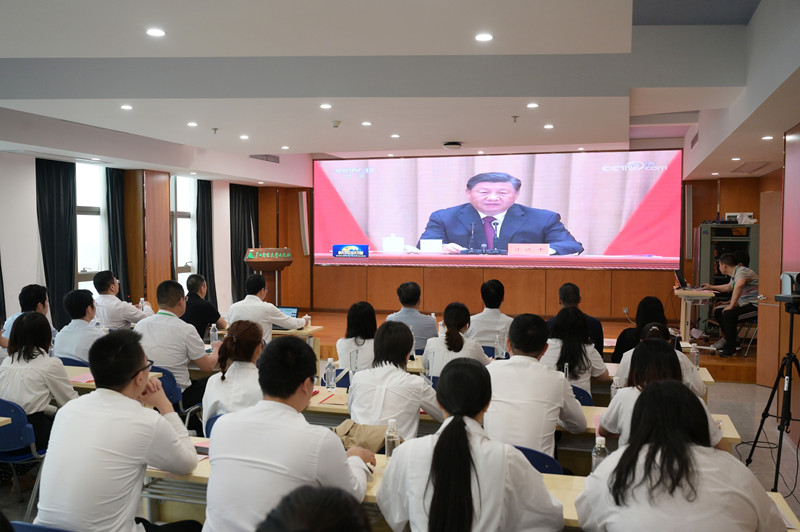 1.觀看習近平總書記在慶祝中國共產(chǎn)主義青年團成立100周年大會上的重要講話_副本.jpg