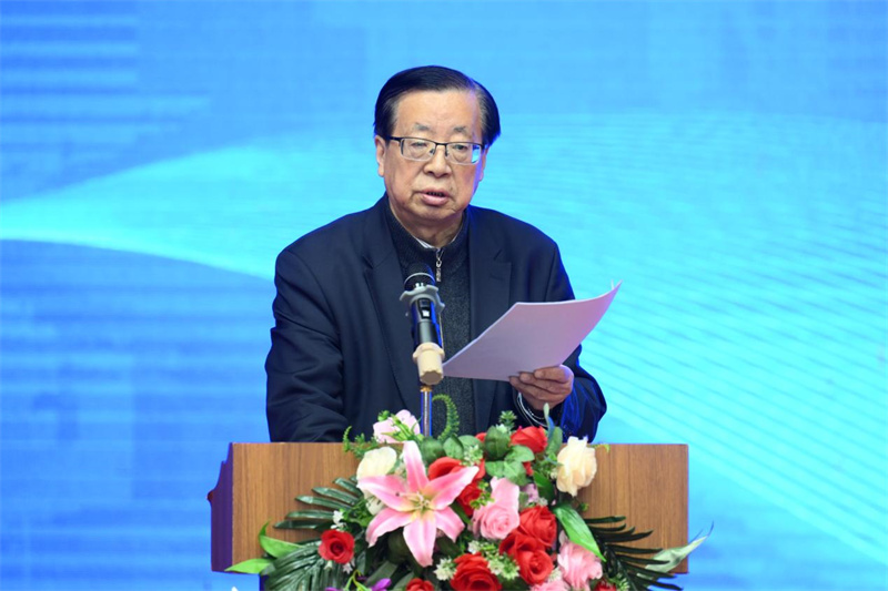 中國編輯學(xué)會會長郝振省致辭.jpg