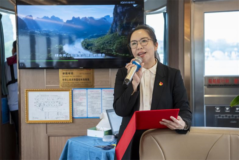 桂林市人民醫(yī)院黨委副書記、紀(jì)委書記賴玉珊.jpg