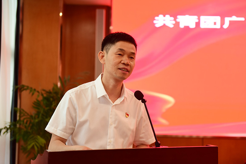 出版社集團(tuán)黨委副書記、紀(jì)委書記何廣壽致辭.JPG
