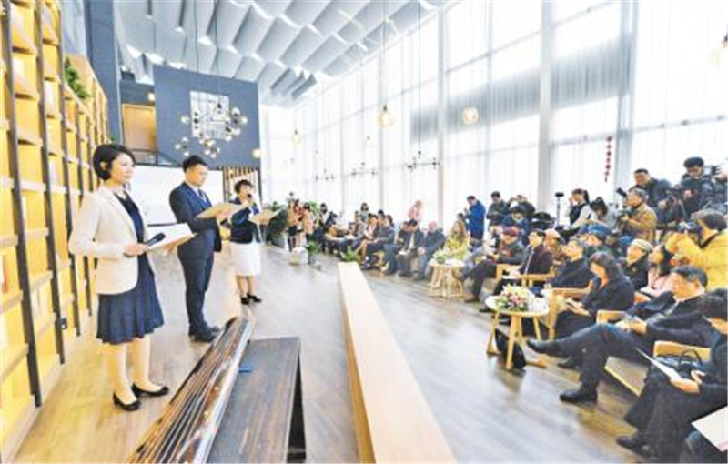 獨秀書房·陽光旅途店華語詩歌春晚桂林分會場。 李顯楊 攝.jpg