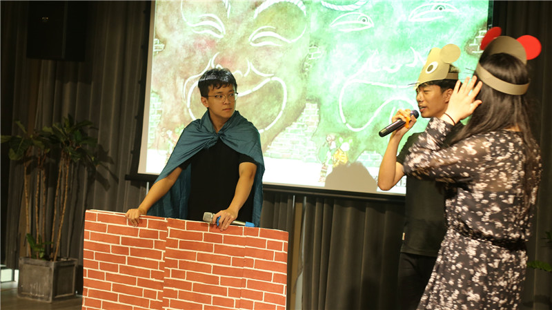 沉浸式話(huà)劇《老鼠嫁女》表演(攝影：劉志歡）.jpg
