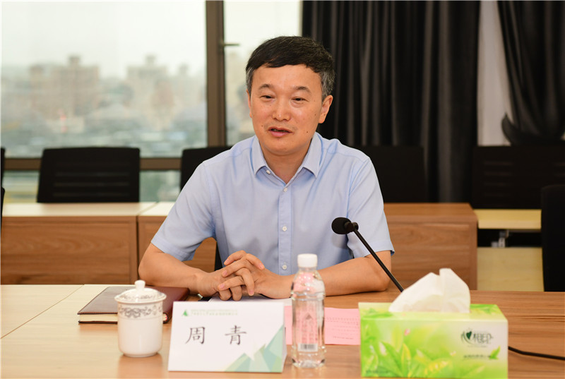 02 四川省委宣傳部副部長(zhǎng)、省新聞出版（版權(quán)）局局長(zhǎng)周青講話(huà)（李顯楊 攝）.jpg